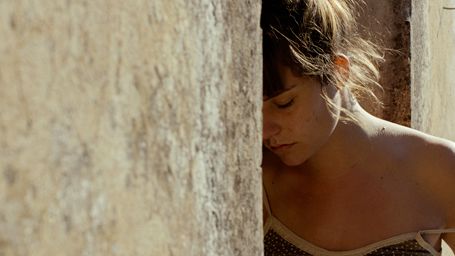 image de la news Cannes 2015 : teaser de Soleil de plomb, une romance sur fond de guerre