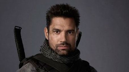 image de la news Manu Bennett : qui est le méchant de la saison 2 de Arrow ?