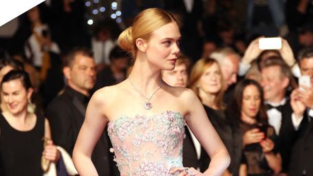 image de la news Cannes 2016 : Elle Fanning, Charlize Theron et Adèle Exarchopoulos sur les marches