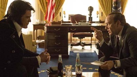 image de la news Bande-annonce Elvis & Nixon : quand le Président des USA rencontre The King à la Maison Blanche