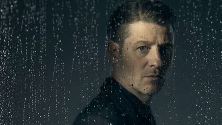 image de la news Gotham : les personnages de la saison 3 posent sur les photos