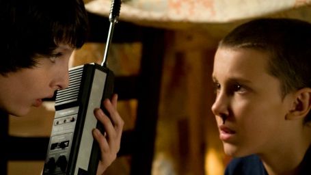 image de la news Stranger Things : La saison 2 officiellement commandée par Netflix !