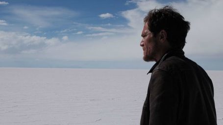 image de la news Bande-annonce Salt and Fire : Michael Shannon au coeur d'un kidnapping dans le désert bolivien
