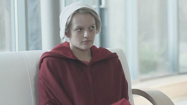 image de la news The Handmaid's Tale : Elisabeth Moss évoque la saison 2