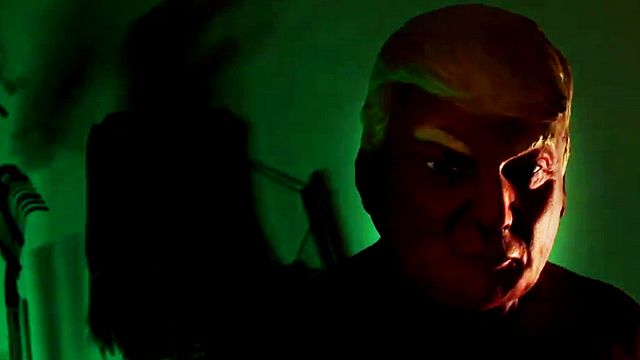 image de la news American Horror Story - Cult : Donald Trump, Hillary Clinton et des clowns dans le générique de la saison 7