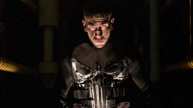 image de la news Le costume du Punisher se dévoile sur une nouvelle photo