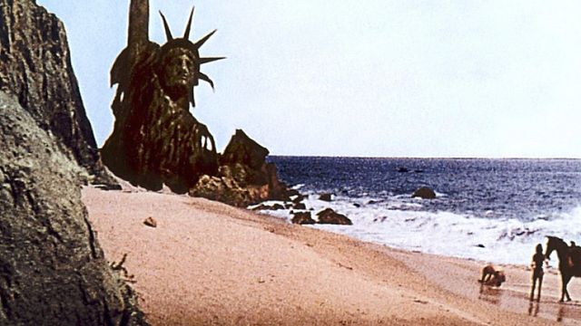 image de la news La Planète des singes a 50 ans : saviez-vous qu'une autre fin était prévue ?