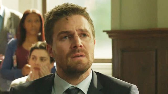 image de la news Arrow saison 6 : un personnage mort de retour dans le teaser du prochain épisode ? [SPOILERS]