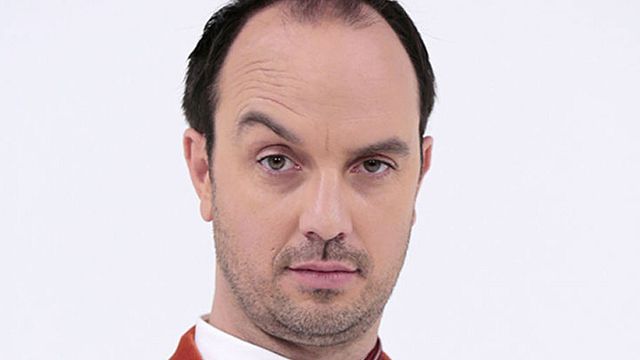 image de la news Les Bracelets Rouges : l'humoriste Jarry rejoint la saison 2 