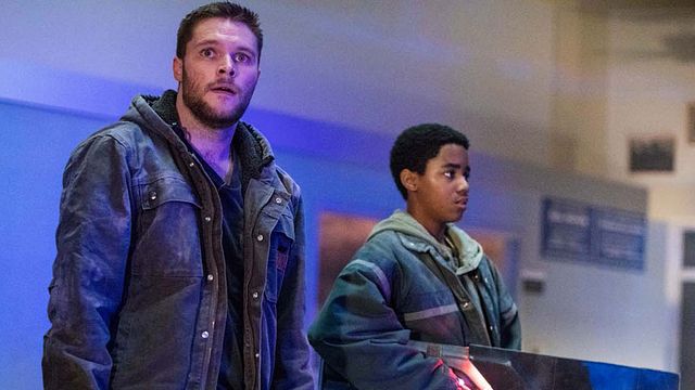 image de la news Bande-annonce Kin : Le Commencement : quand les producteurs de Stranger Things s'intéressent à une arme surpuissante