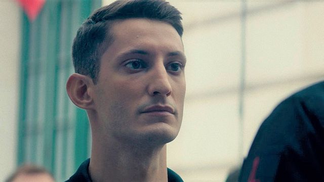 image de la news Bande-annonce Sauver ou périr : Pierre Niney soldat du feu... et grand brûlé héroïque