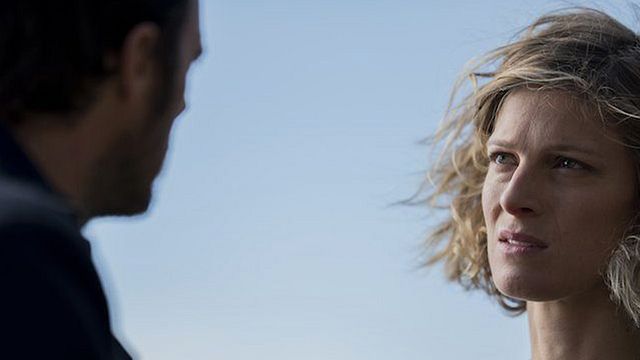 image de la news Noces Rouges : "La relation entre Alice et Vincent ne va pas forcément prendre la tournure attendue", selon Alexia Barlier [INTERVIEW]