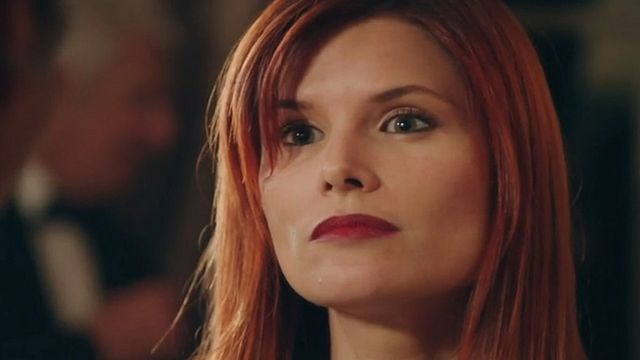 image de la news Plus belle la vie : un premier extrait du retour de Flavie Péan dans la peau du sosie de son personnage mort 