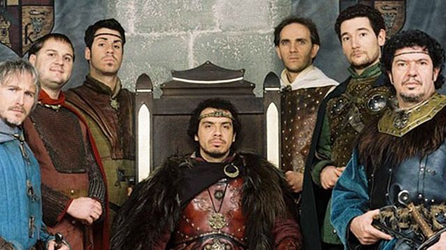 image de la news Kaamelott : Alexandre Astier annonce un tournage imminent avec une première photo