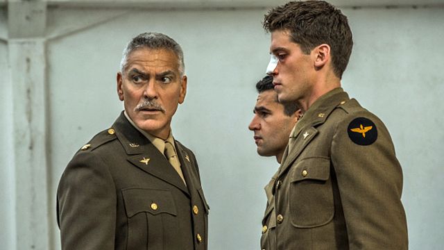 image de la news Catch-22 : une date de lancement et une première bande-annonce pour la série de George Clooney