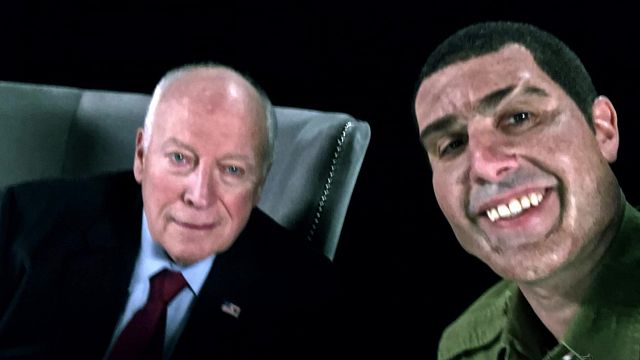 image de la news Vice : torture, Dick Pic et autographe, l'interview surréaliste de Dick Cheney par Sacha Baron Cohen