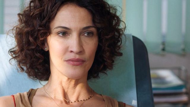 image de la news Demain nous appartient : ce qui attend Clémentine (Linda Hardy) dans les prochains épisodes [SPOILERS]