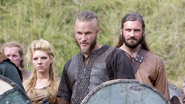 image de la news Vikings : pourquoi seulement 9 épisodes en saison 1 pour la série ?