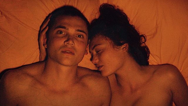 image de la news Netflix : comment le film Love de Gaspar Noé est devenu populaire grâce à... un challenge TikTok