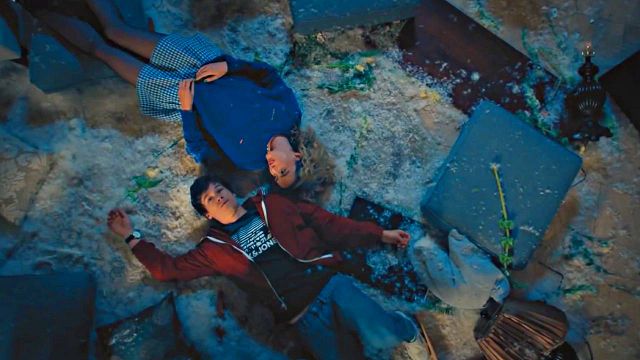 image de la news The Map of Tiny Perfect Things sur Amazon : c'est quoi cette comédie romantique avec une boucle temporelle ?