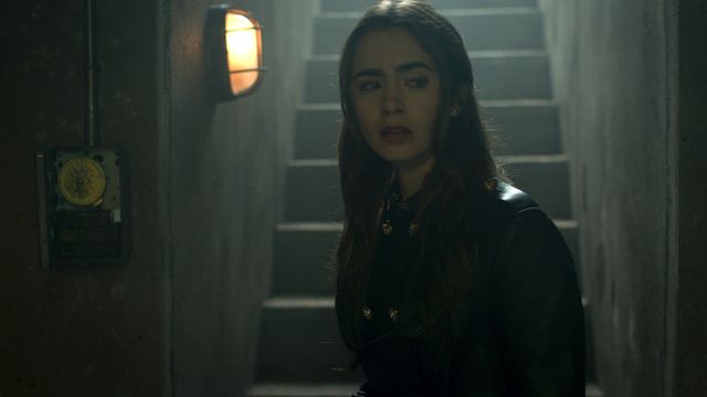 image de la news Windfall sur Netflix : après Emily In Paris, Lily Collins dans un film noir à la Hitchcock 