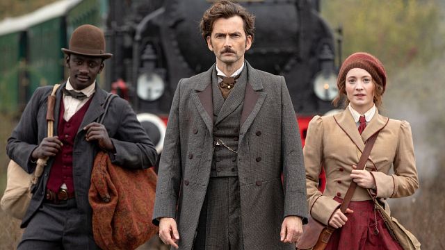 image de la news CANNESERIES 2021 : on a vu David Tennant faire Le Tour du monde en 80 jours et des images inédites d'Orelsan dans une incroyable série documentaire