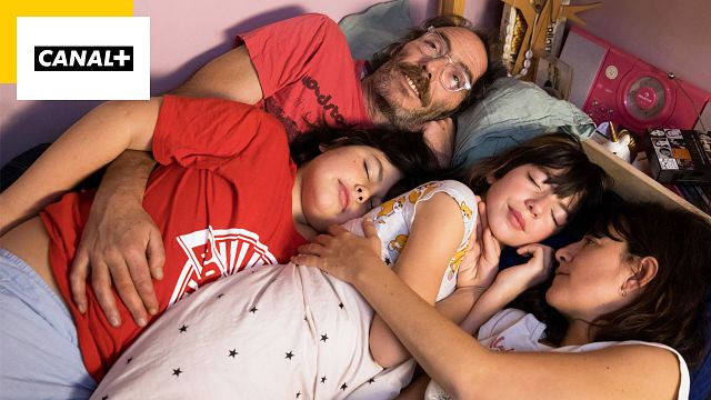 image de la news L'Amour flou sur CANAL+ : que pense la presse de la série déjantée de Romane Bohringer ?