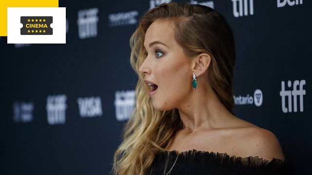 image de la news Harry Styles, Emma Corrin, Daniel Radcliffe, Jennifer Lawrence...  Les photos décalées du Festival de Toronto 2022