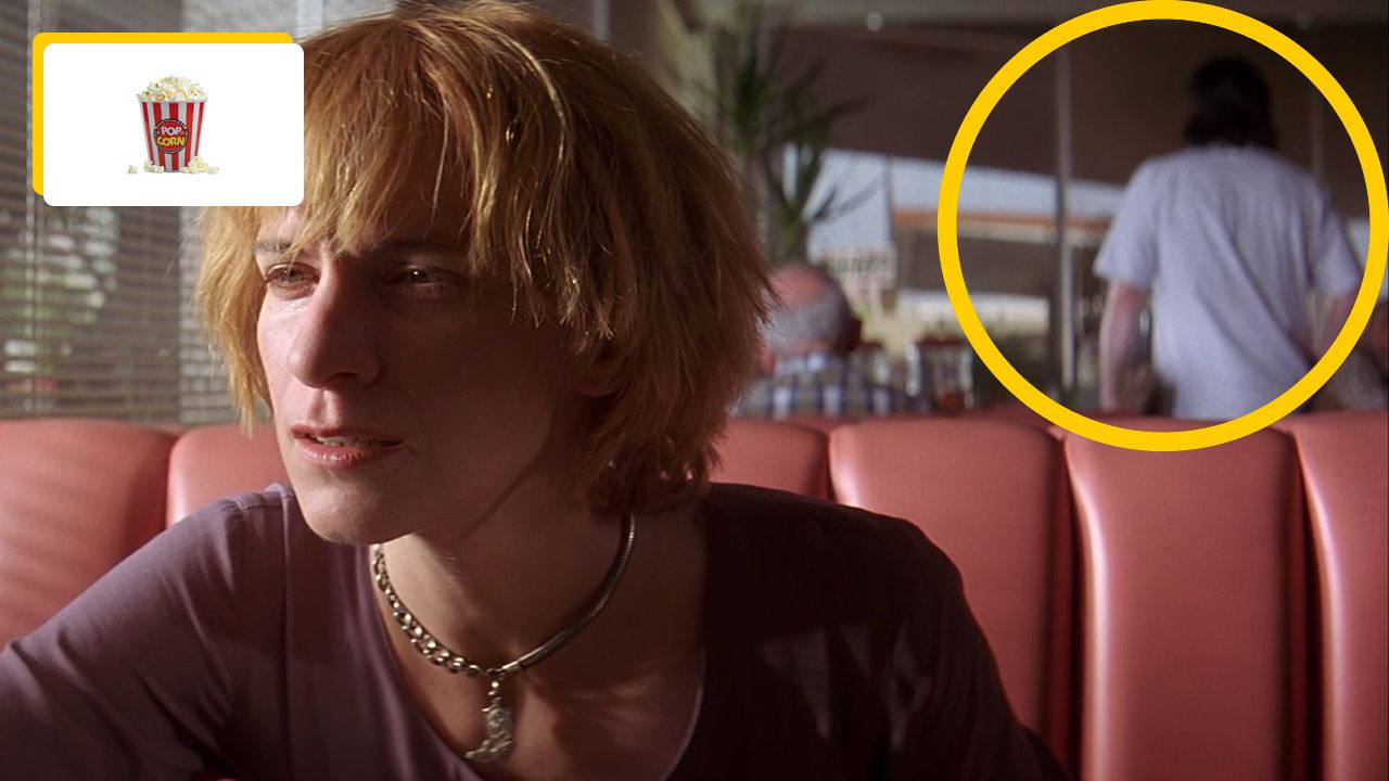Pulp Fiction: Stop at 3 minutes and 45 seconds and take a good look at this detail that proves Tarantino had it all figured out!