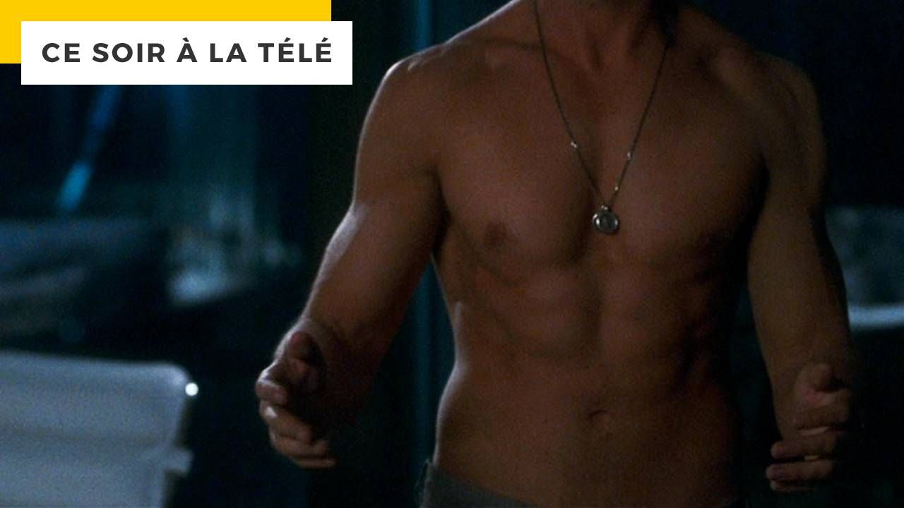 Tonight on TV: Ryan Gosling and his hypermuscular body aren’t the only features of this comedy