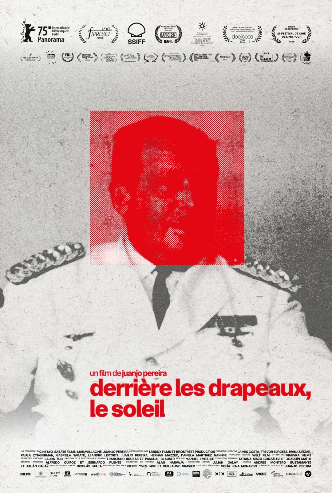 Derrière les drapeaux, le soleil streaming gratuit
