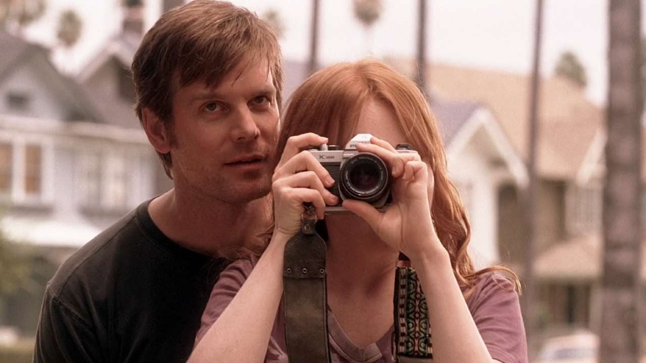 Nate e Claire (Peter Krause e Lauren Ambrose)