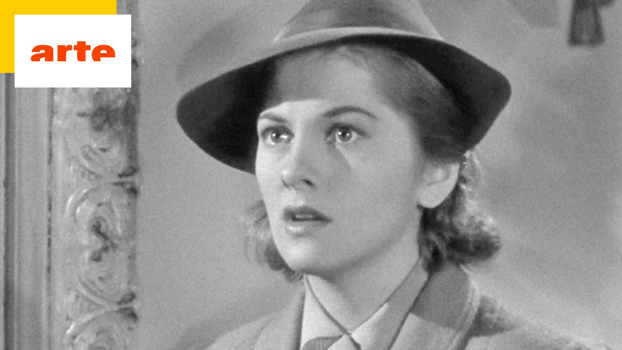 Tonight on Arte: Hitchcock Galleries on the Set of Rebecca