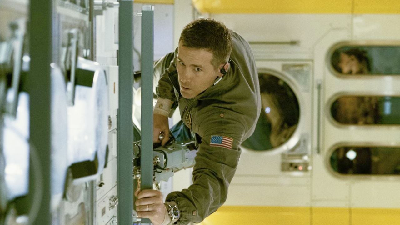 Ce soir sur Netflix : entre Alien et The Thing, ce film de science-fiction avec Ryan Reynolds va vous empêcher de dormir