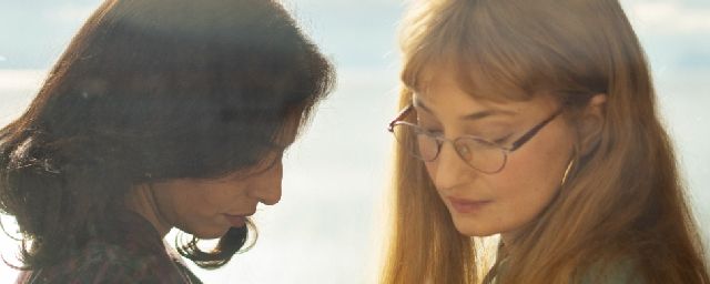 La première image de Irene Maiorino (Lila) et Alba Rohrwacher (Elena)
