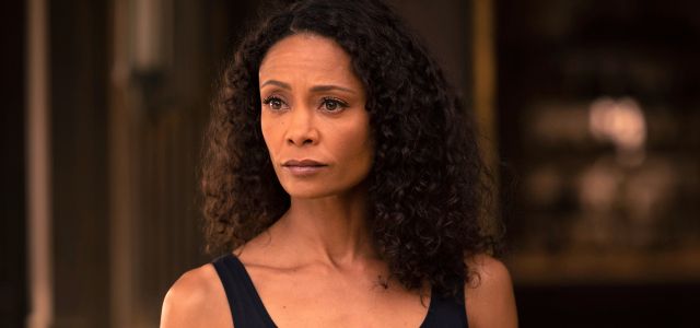 Thandiwe Newton dans Westworld