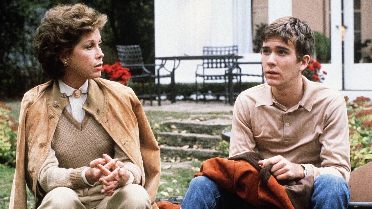 Conrad et sa mère, Beth