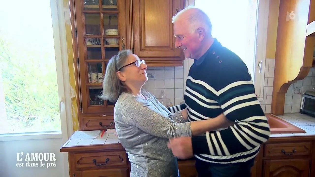 L'amour est dans le pré : Sylvie ne lâche plus Jean-Louis C, l'agriculteur  met de la distance, ce qui vous attend lundi prochain - TV ACTU by AlloCiné