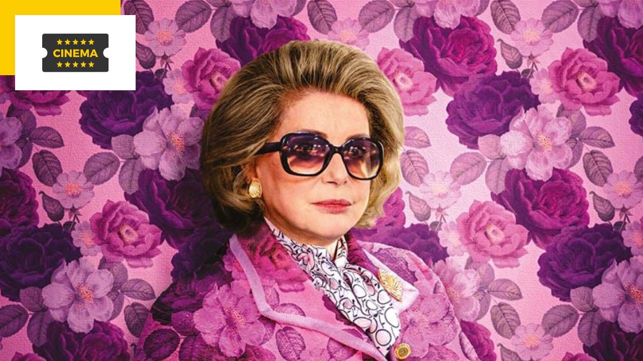 Bernadette: Did you know that?  The daughter of a famous political journalist is at the head of this comedy