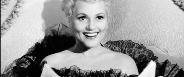 Judy Holliday dans 