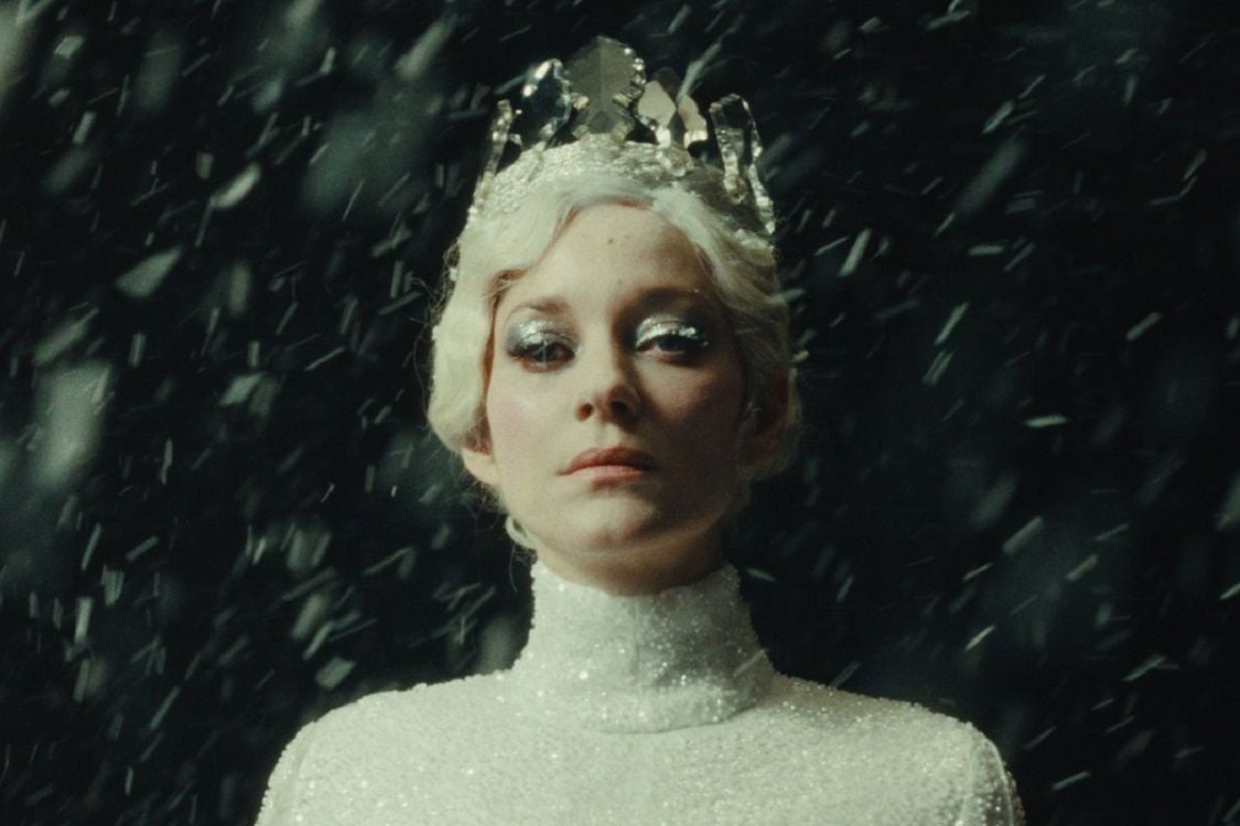 The Huntsman & The Ice Queen Kostenlos Ansehen Marion Cotillard en Reine des neiges... L'actrice est méconnaissable