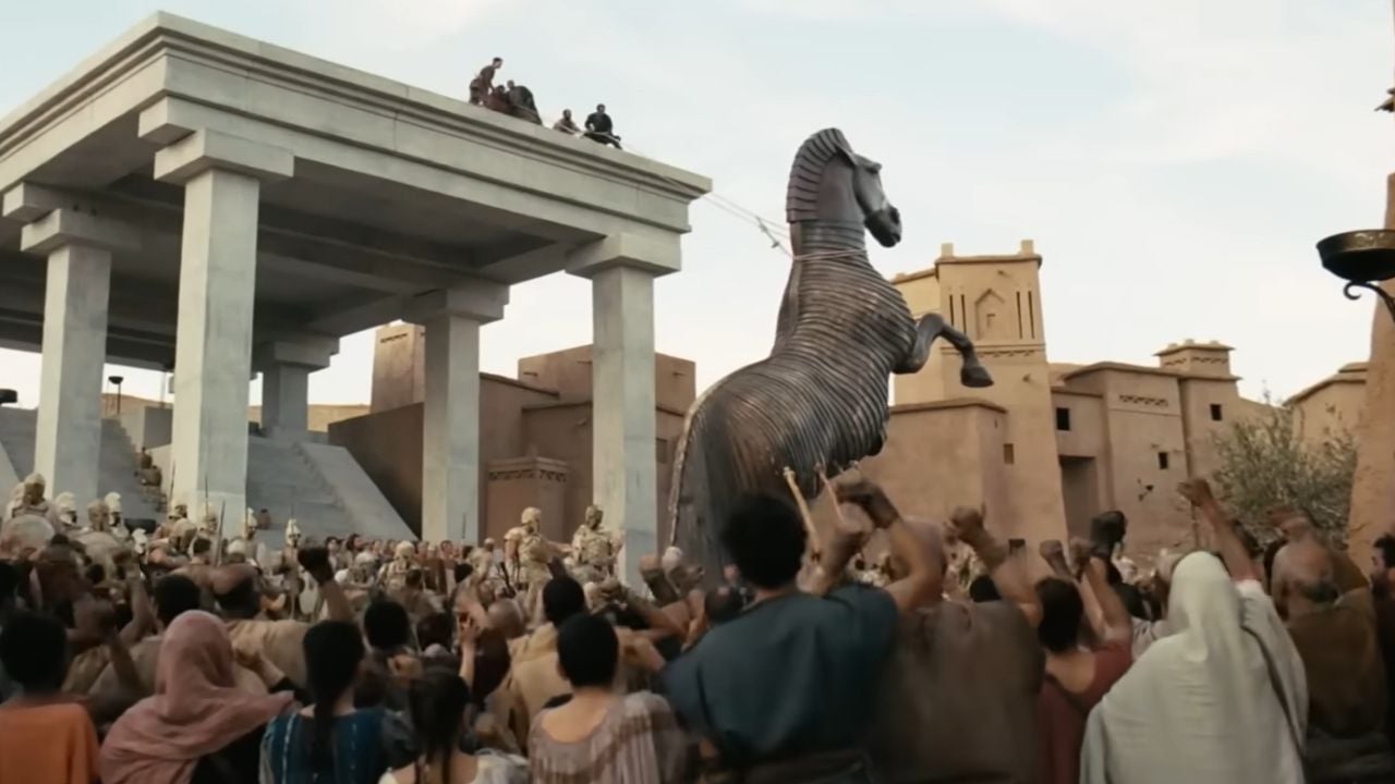 L’Odyssée : le Cheval de Troie dans toute sa splendeur dans les nouvelles images du blockbuster de Christopher Nolan