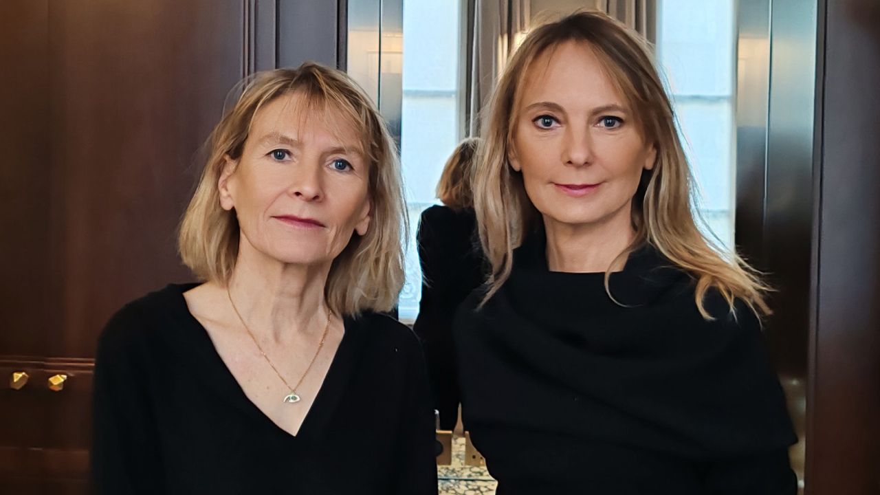 Muriel et Delphine Coulin, les réalisatrices.