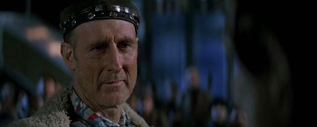 James Cromwell dans le rôle de Zefram Cochrane