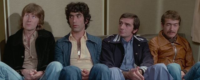 Les Charlots dans “Bons baisers de Hong-Kong” (1975)