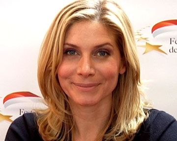 Interview V (2009) : Elizabeth Mitchell Interview : V (2009) - AlloCiné