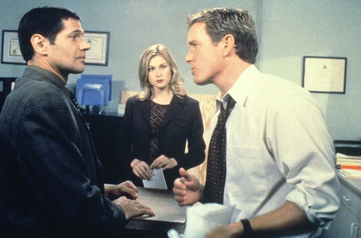 Films Et Séries Tv Avec Linden Ashby Photo de Linden Ashby - Photo Kelly Rutherford, Linden Ashby, Thomas