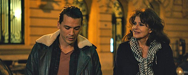 Film Avec Fanny Ardant Et Cecile De France Bande-annonce Lola Pater : Fanny Ardant dans la peau d'une transgenre