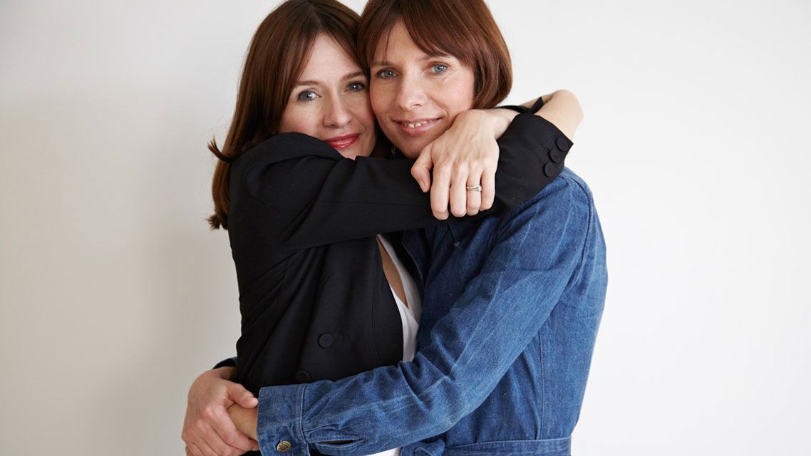 Doll Em Photo Emily Mortimer Dolly Wells 4 Sur 5 AlloCin doll-em-photo-emily-mortimer-dolly-wells-4-sur-5-allocin