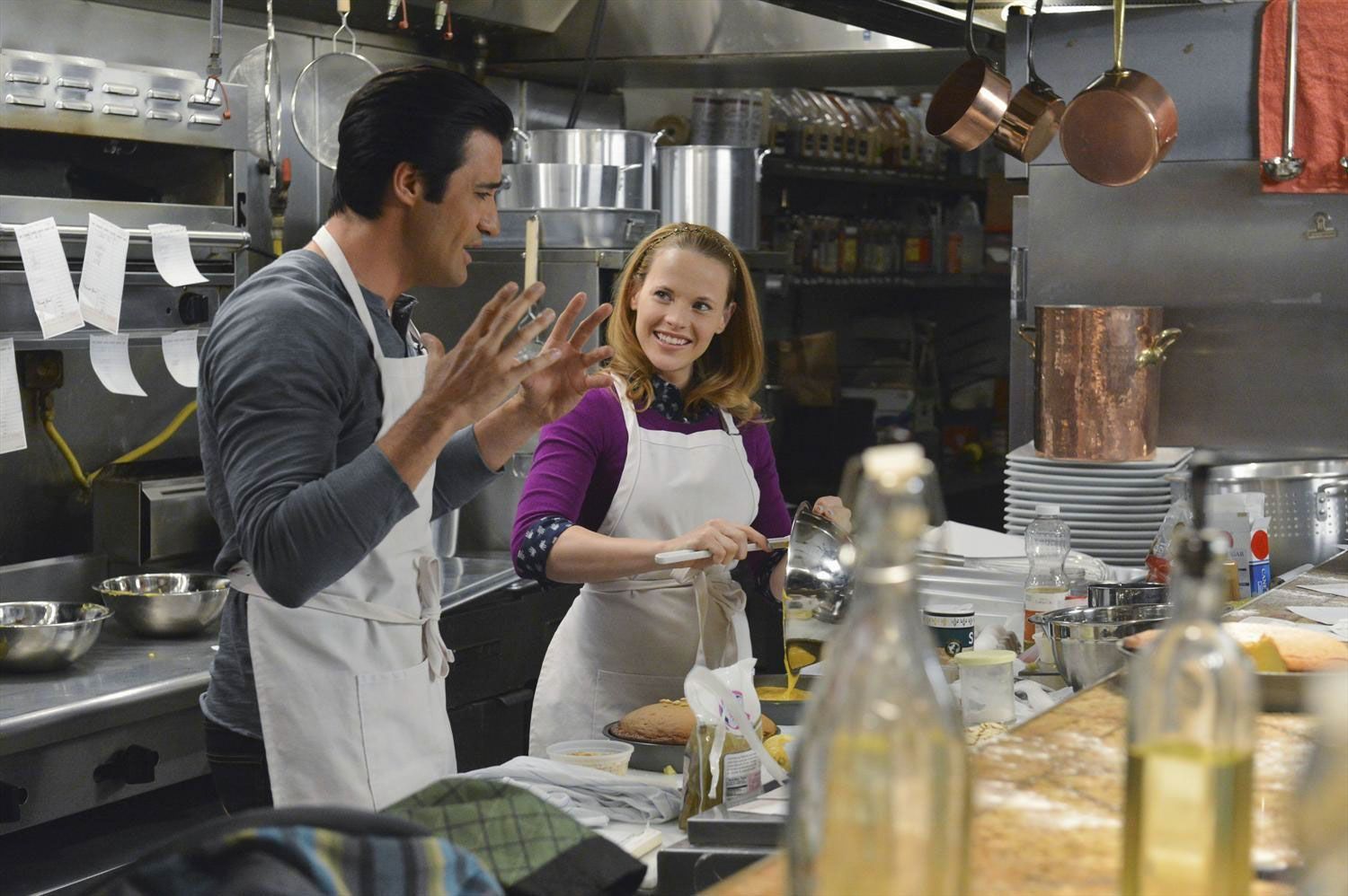 Films Et Séries Tv Avec Gilles Marini Switched : Photo Gilles Marini, Katie Leclerc - 118 sur 262 - AlloCiné